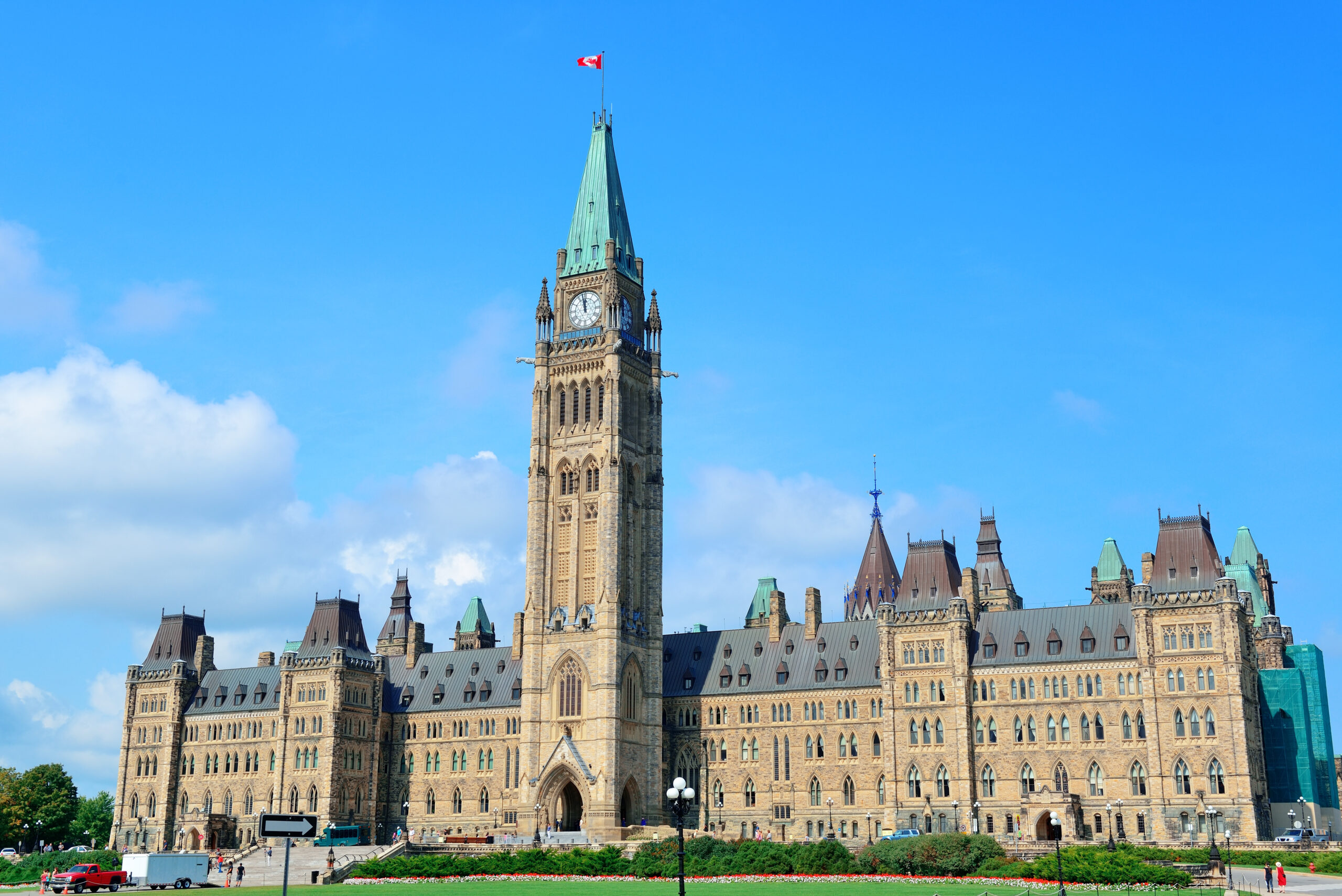 Benefits of Canadian Immigration Permanent Residency (PR)